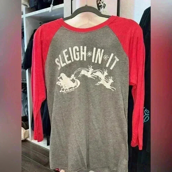 Next Level Christmas Raglan T-shirt “Sleigh In It” Size Medium - Picture 1 of 4